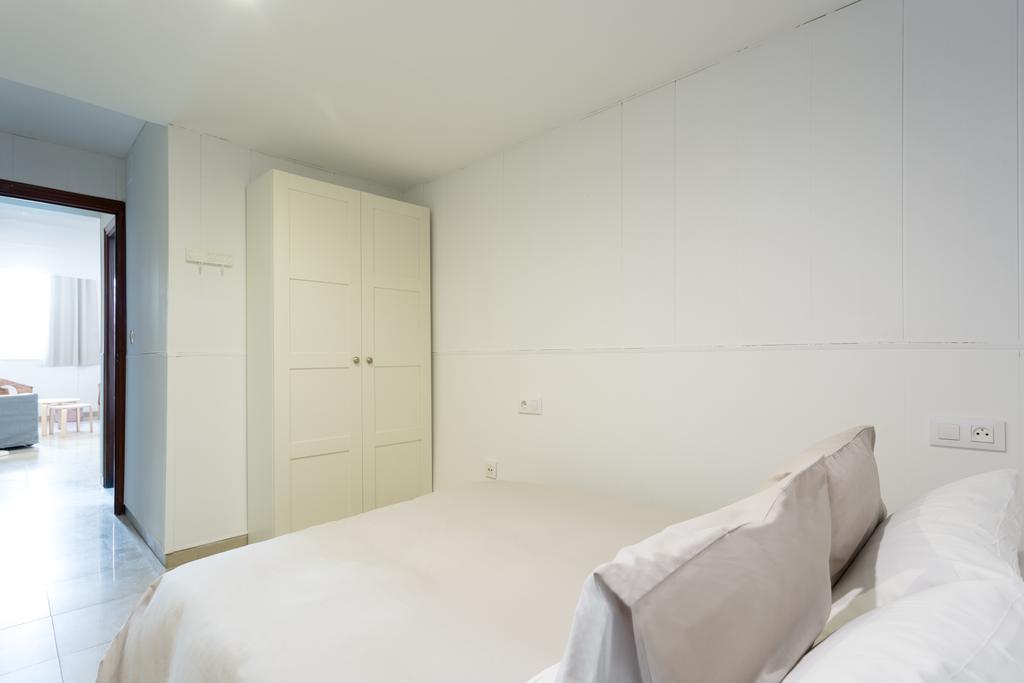 סביליה Apartamentos Diaber Gerona 22 מראה חיצוני תמונה