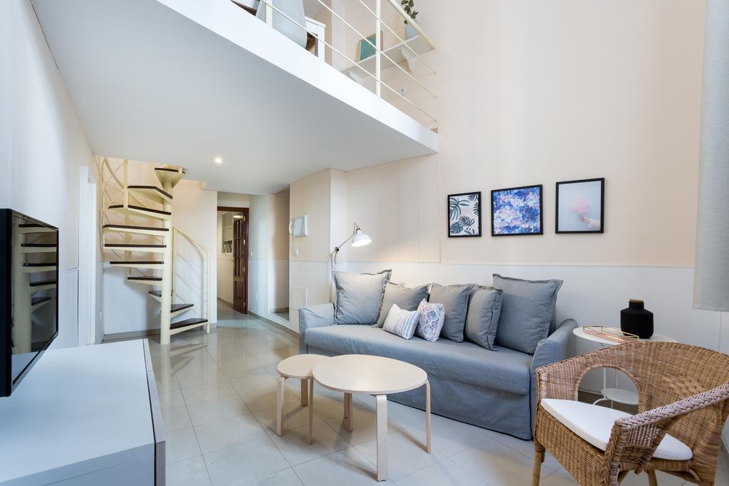 סביליה Apartamentos Diaber Gerona 22 מראה חיצוני תמונה