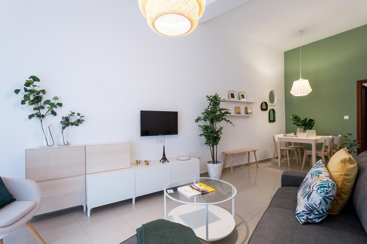 סביליה Apartamentos Diaber Gerona 22 מראה חיצוני תמונה
